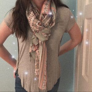 simply noelle casual scarf